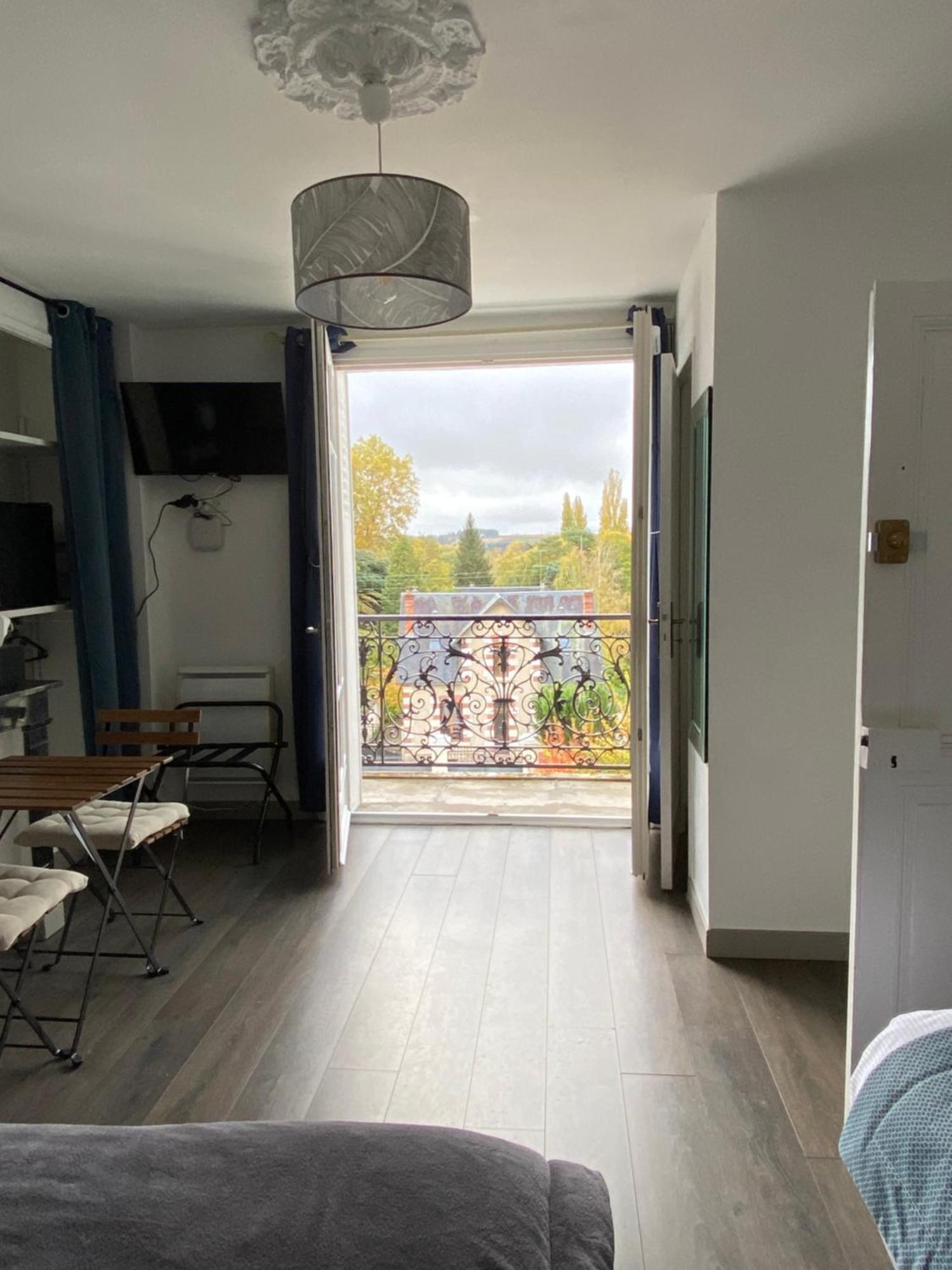 Les Rives Du Cher - Chambres D'Hotes Montrichard Dış mekan fotoğraf